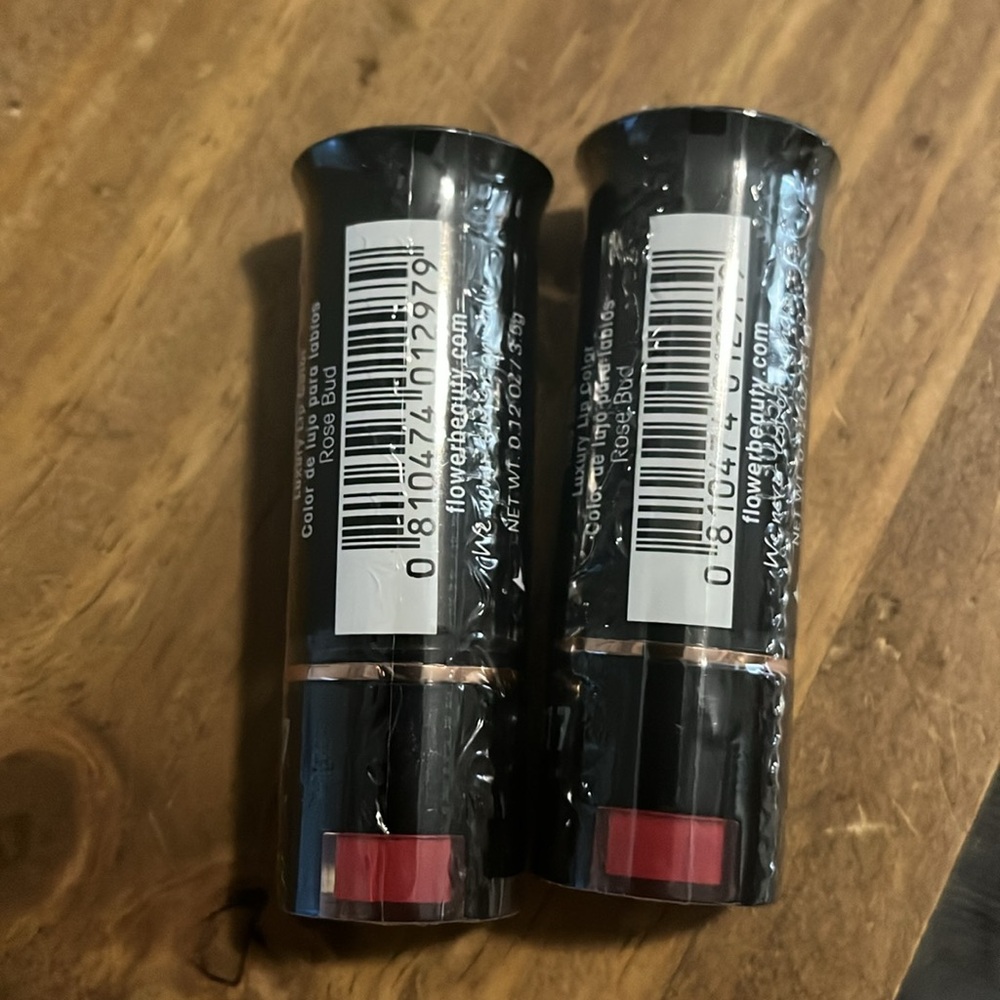 NWT Flower Lipsticks LS17 Rosebud - Picture 3 of 3